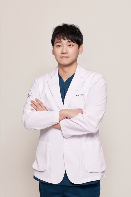 ■의료칼럼-누런 콧물과 두통의 불청객, 축농증